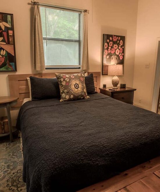 Sundown Cottage Vacation Rental Primary Bedroom Queen Bed