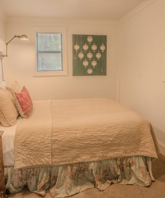 Sundown Cottage Vacation Rental Bedroom 2 Queen Bed