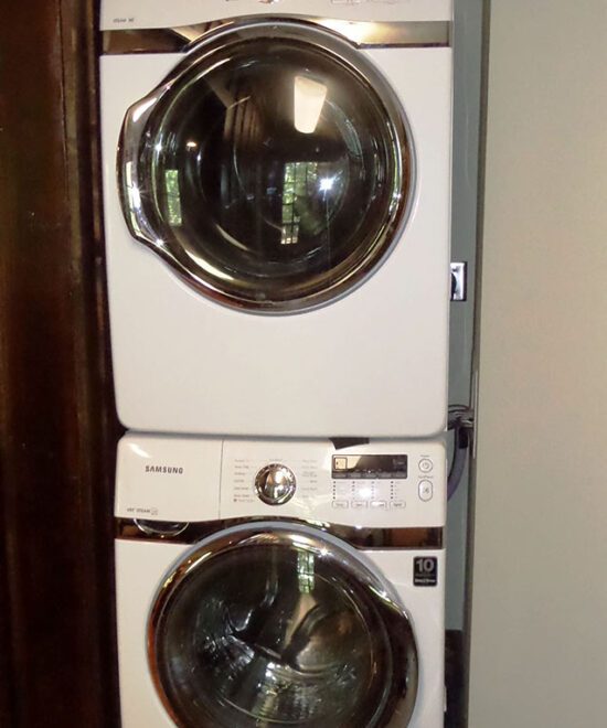 War Eagle Cabin Vacation Rental Washer & Dryer