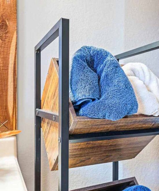 View Point Cabin Vacation Rental Towels