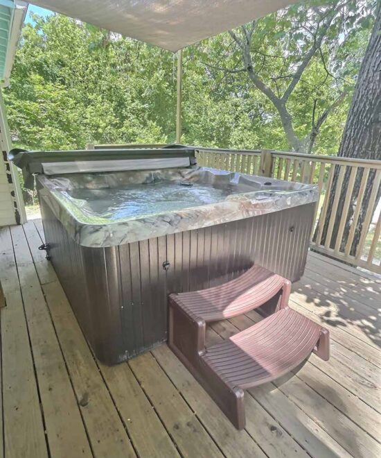 Hosted Journey Haven Suites Hot Tub