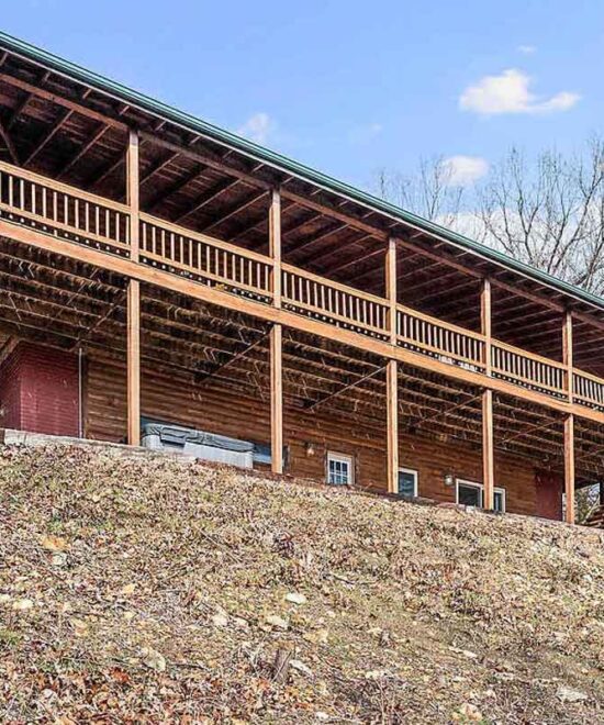 View Point Cabin Vacation Rental Back of Cabin